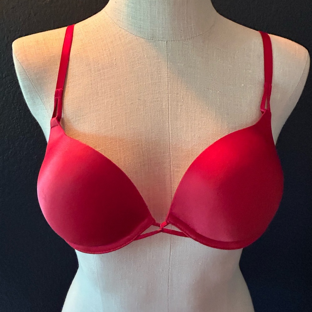 Victoria Secret Bombshell push up bra